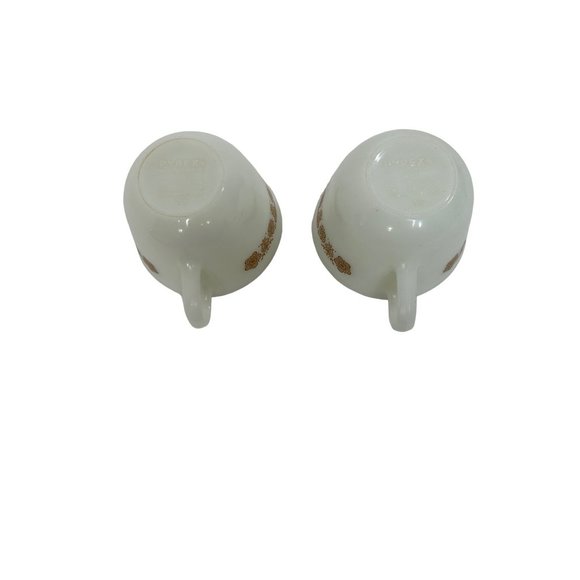 Set of 2- Pyrex Vintage Teacups Coffee Cups Milk Glass Gold Butterfly Corning NY - Picture 8 of 13